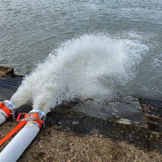 Hochwasserpumpe2.jpg